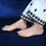 Load image into Gallery viewer, Timeless Silver Anklet with Heart Buds and Elegant Link Chain
