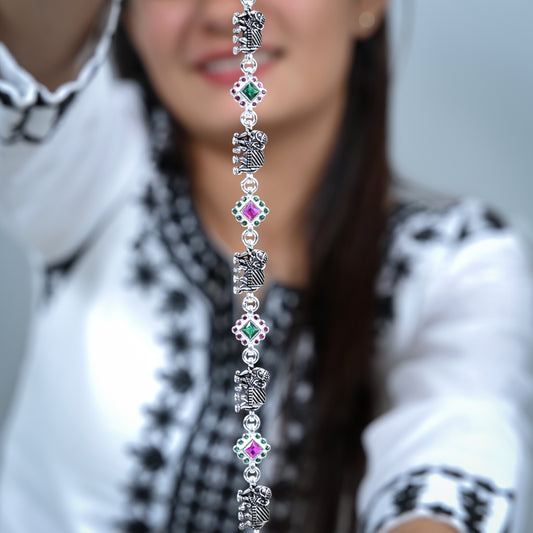 Stylish Silver Anklet with Elephant Bud Links and Diamond Accents