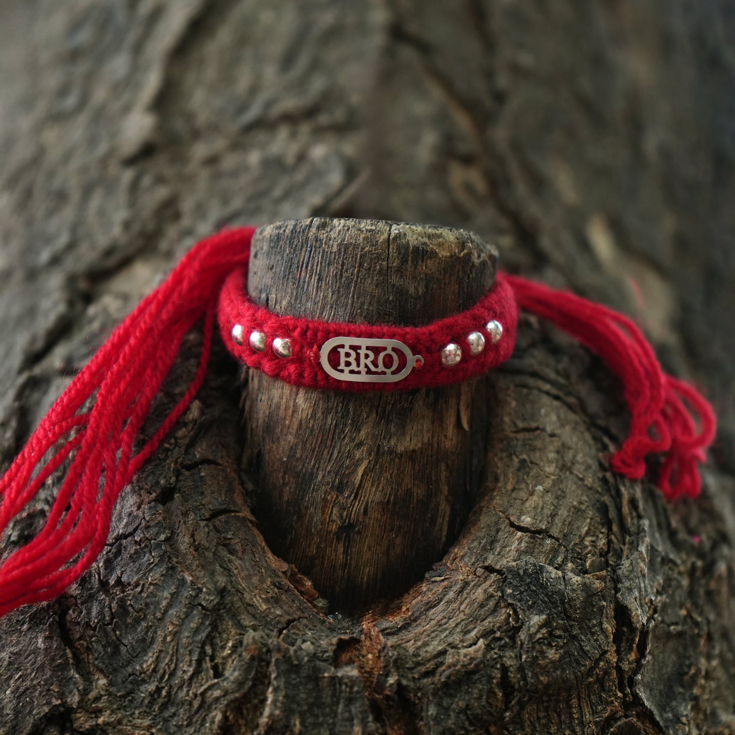 Trendy BRO Silver Rakhi Gift for Bhai