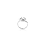 Load image into Gallery viewer, Silver Ring with Diamond-Shaped Center Stone – Elegant & Timeless Design.