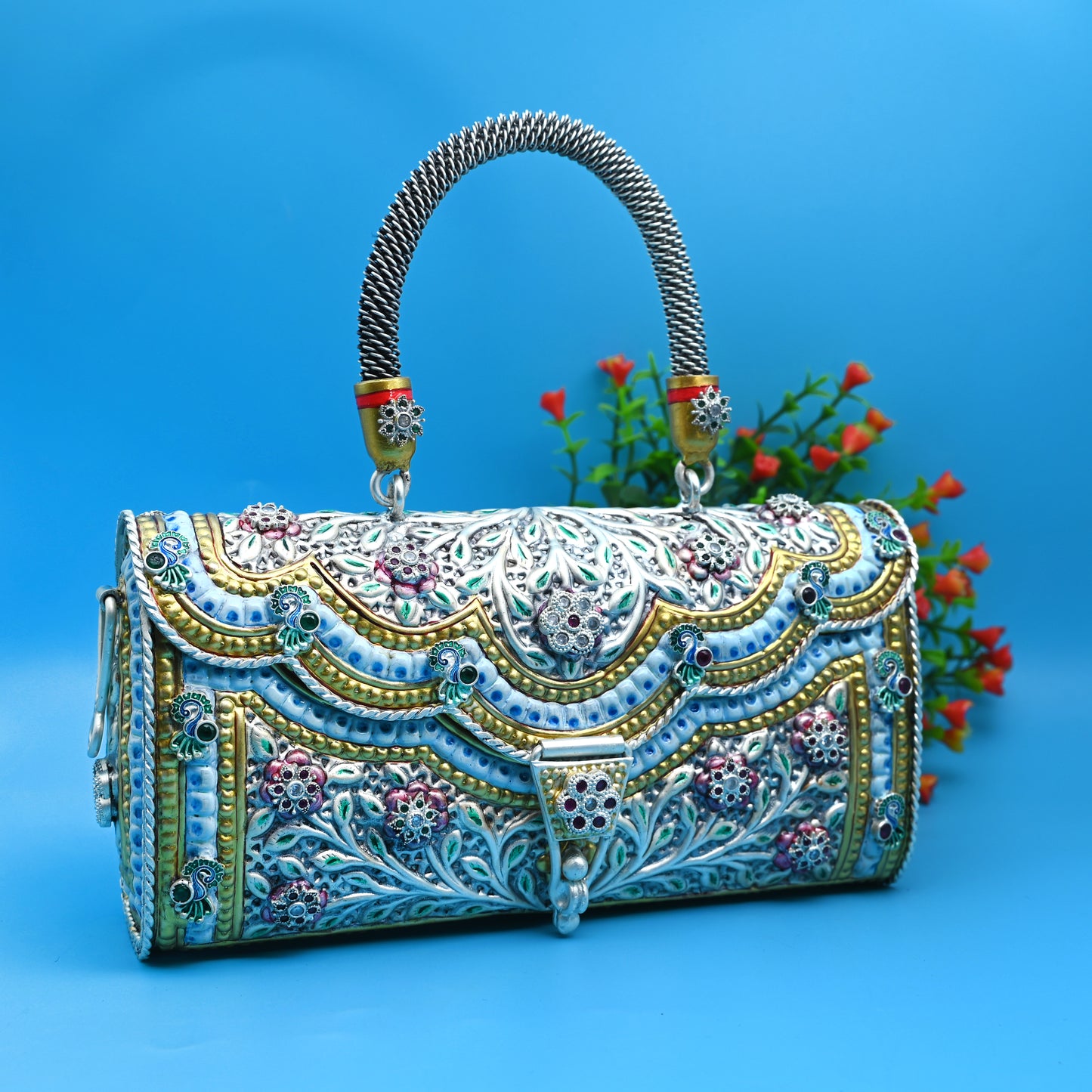Handcrafted Silver Ladies Purse with Exquisite Floral Engraving