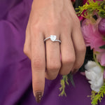 Load image into Gallery viewer, Charming Heart-Shaped Stone Silver Ring