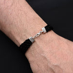 Load image into Gallery viewer, Timeless sterling silver moli bracelet for men, showcasing a striking lion face design for added flair