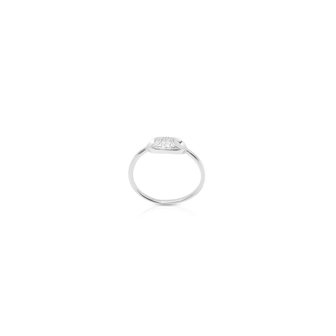 Elegant Silver Infinity Ring Design