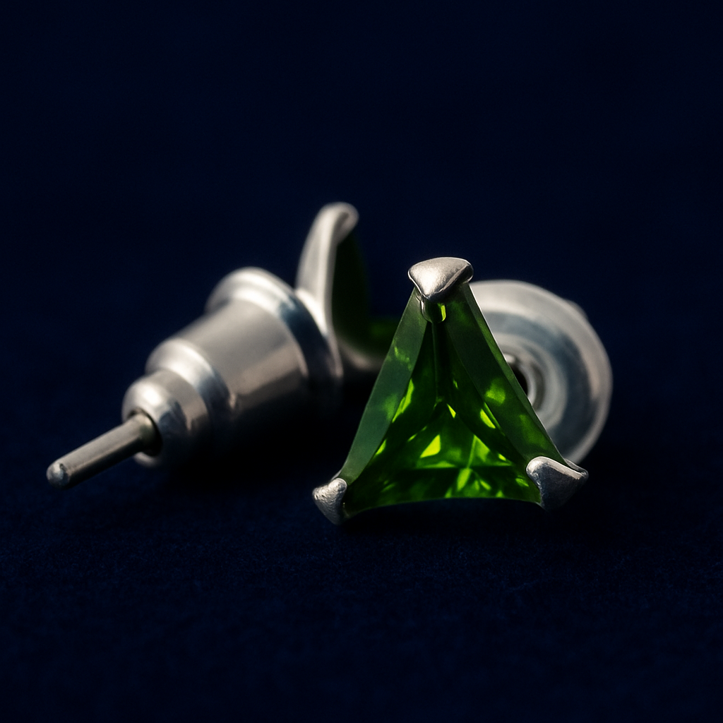 Color Your Spark Triangle Stones Unisex Silver Earrings in Vibrant lung