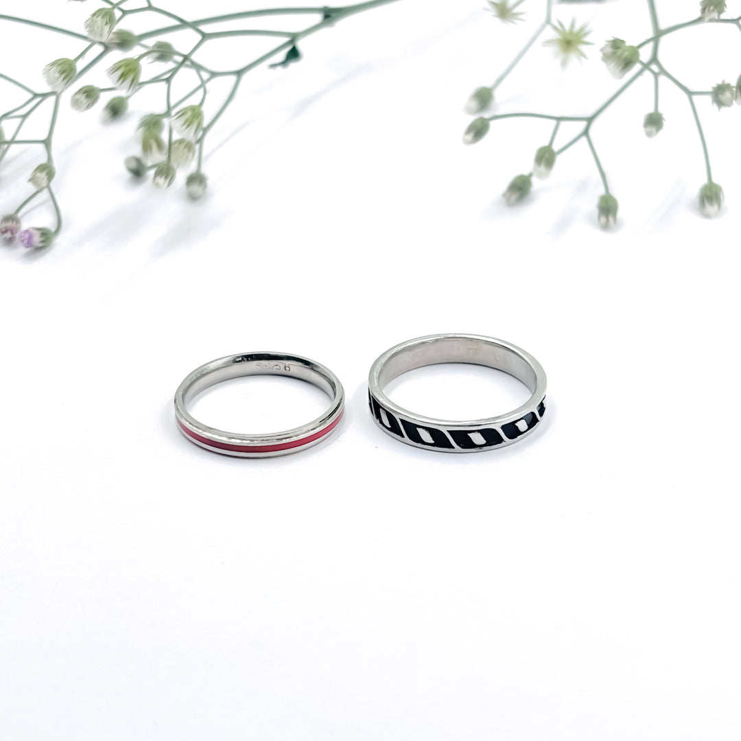 Simple yet Beautiful Silver Couple Rings with Central Design Detail.