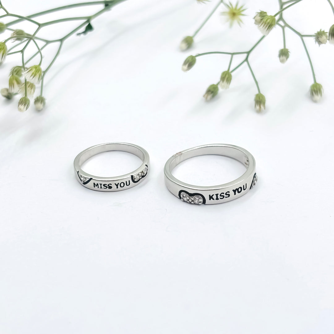 Chic Silver Couple Rings with Loving "Miss You, Kiss You" Message.