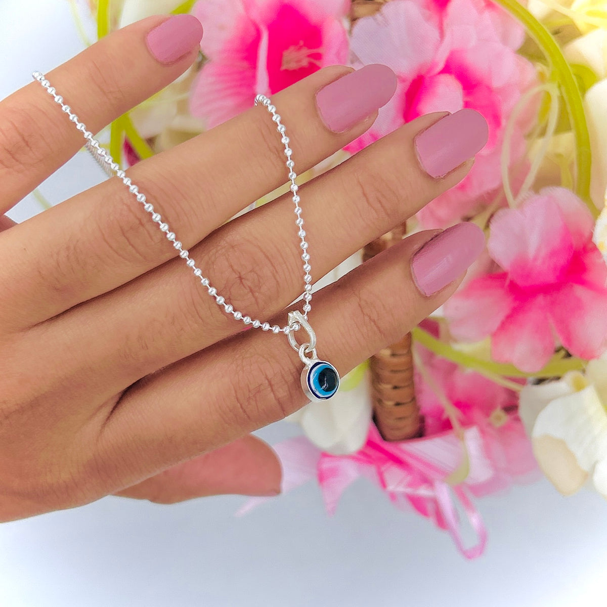 Unisex evil eye chain pendant for universal protection